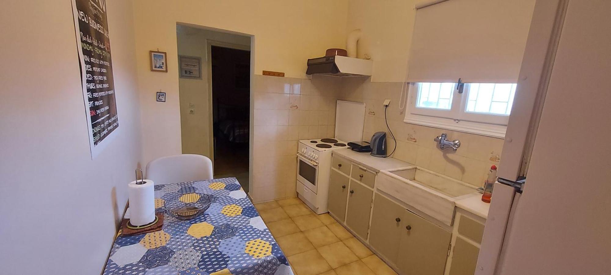 Airport Friendly House 2 Villa Artemida  Bagian luar foto